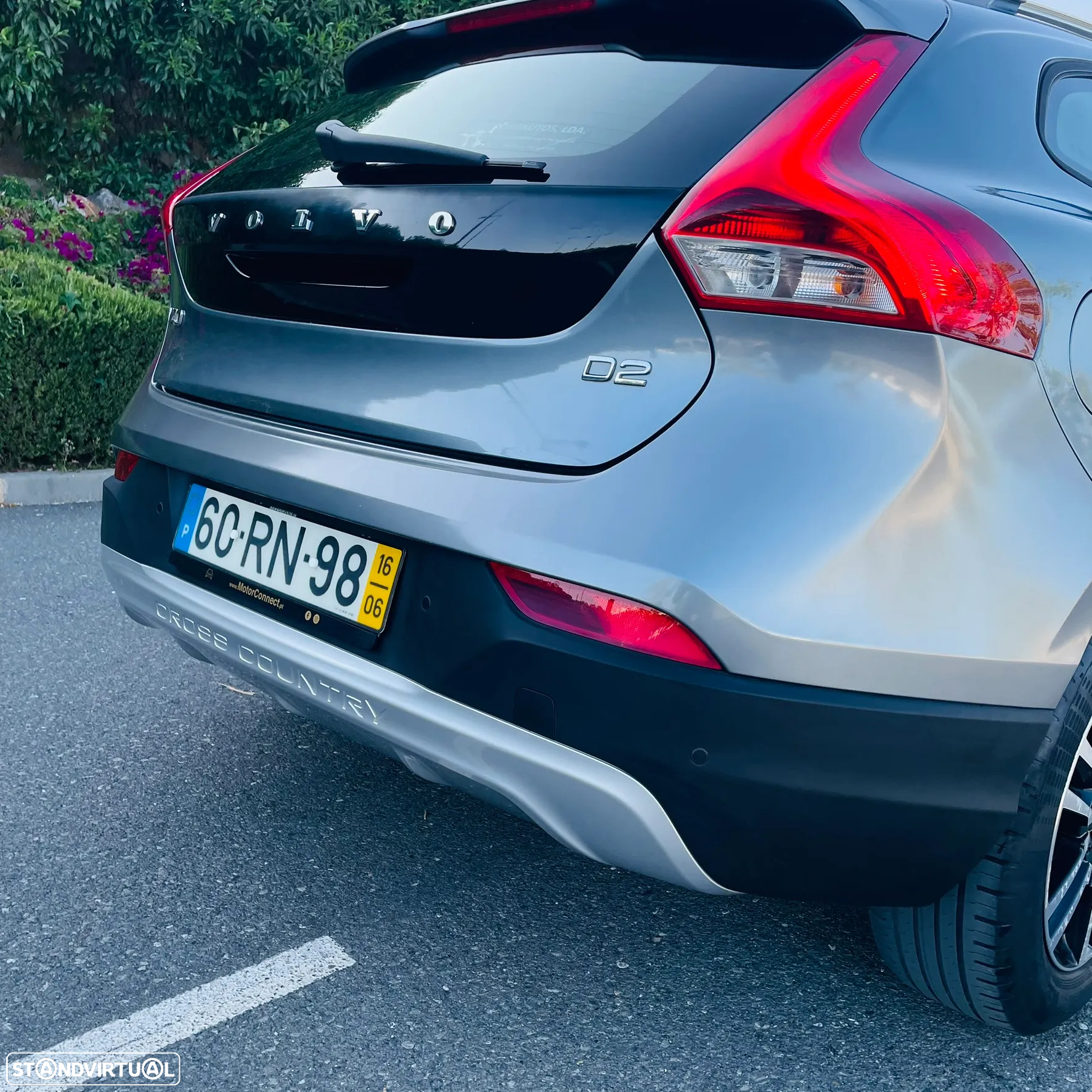 Volvo V40 Cross Country 2.0 D2 Pro - 10