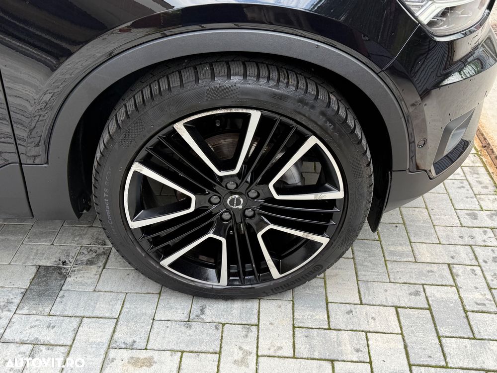 Volvo XC 40 B4 AT8 AWD Mild Hybrid Inscription - 24