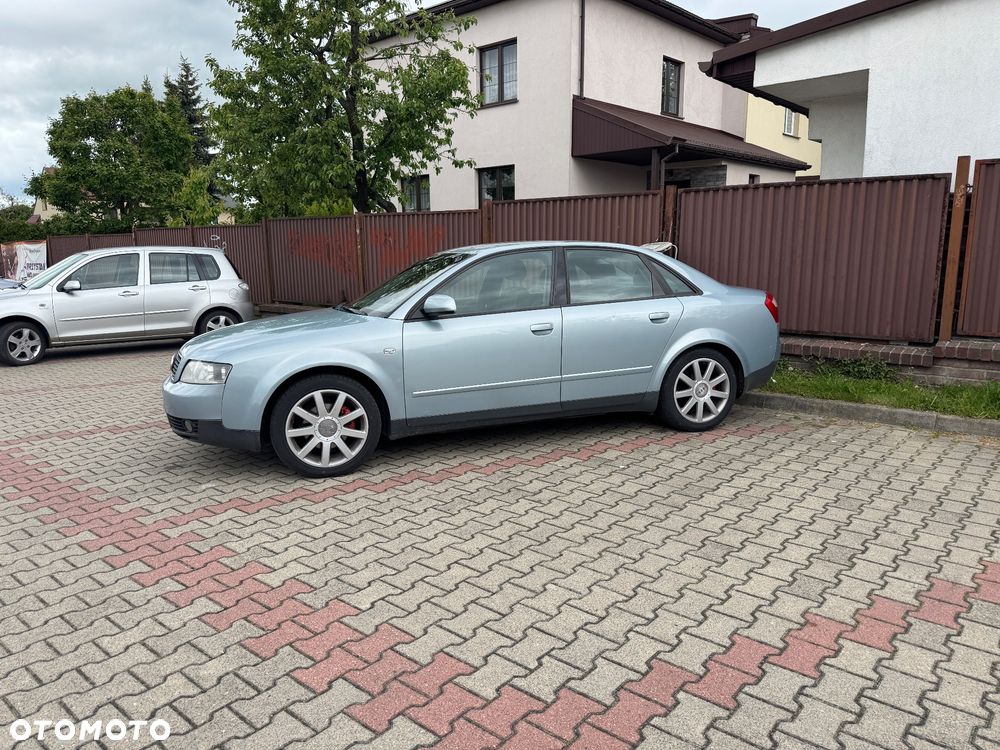 Audi A4 Limousine 2001 photo 5