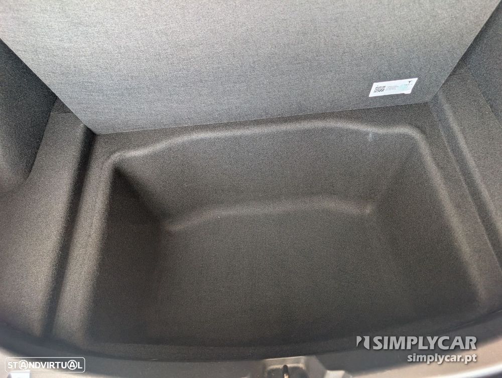 Tesla Model 3 - 12