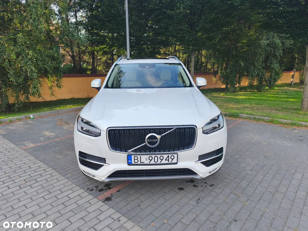 Volvo XC 90 T5 AWD Geartronic Momentum - 2