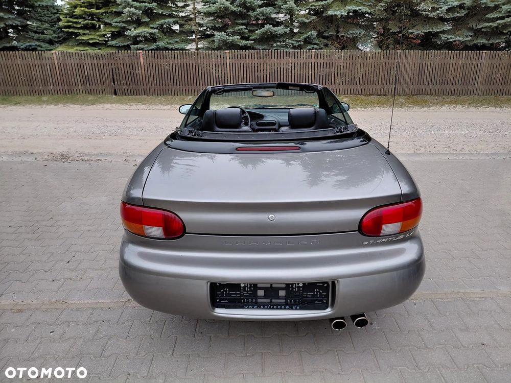 Chrysler Stratus LX 2.5 - 5