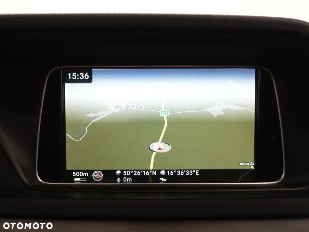 Mercedes-Benz Klasa E ver-220-t-bluetec-blueefficiency-edition-9g--tronic - 32