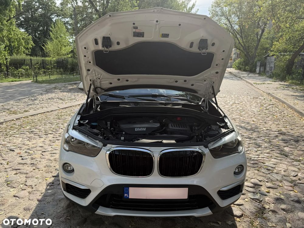 BMW X1 xDrive28i xLine - 10