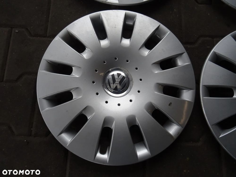 VOLKSWAGEN Oryginalne Kołpaki 15 na spinki do felg z rozstawem 5x100 - 2