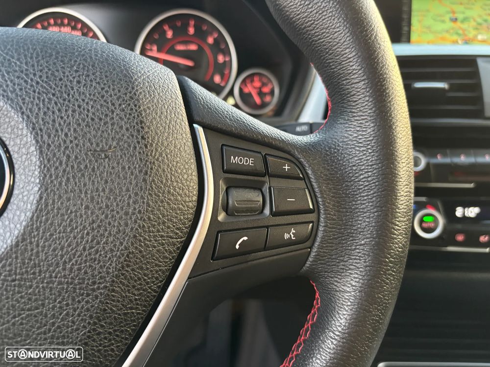 BMW 318 d Touring Line Sport Shadow Auto - 18