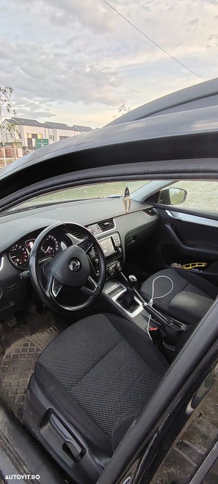 Skoda Octavia 1.6 TDI GREENLINE - 4