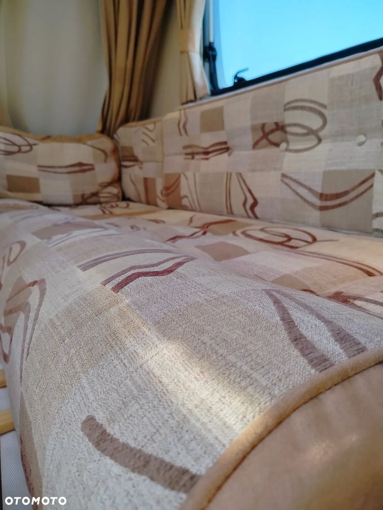 SWIFT Charisma 555 - 20