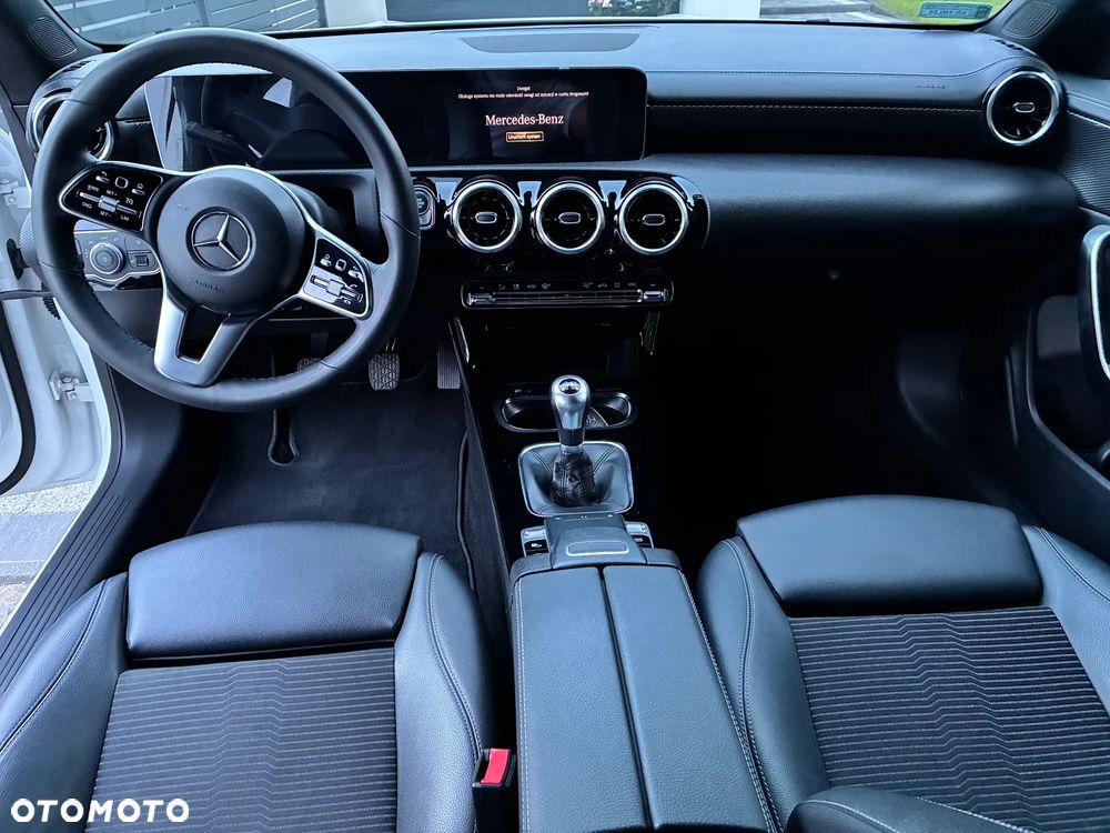 Mercedes-Benz CLA 180 - 7