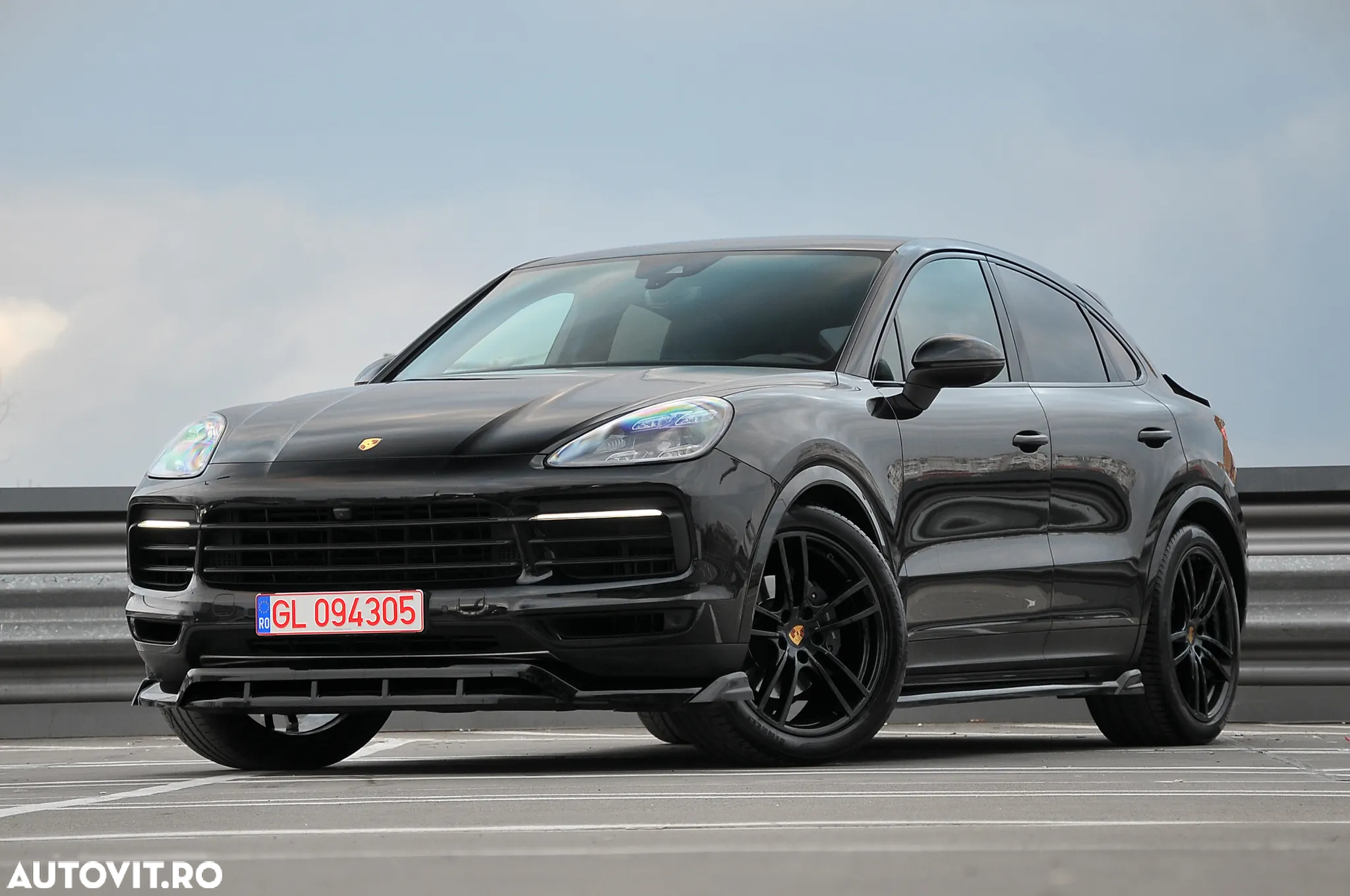 Porsche Cayenne Coupe Tiptronic S Platinum Edition - 10