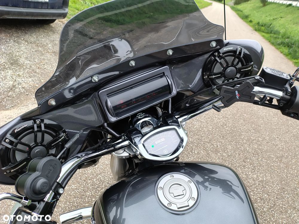 Yamaha Midnight Star - 11
