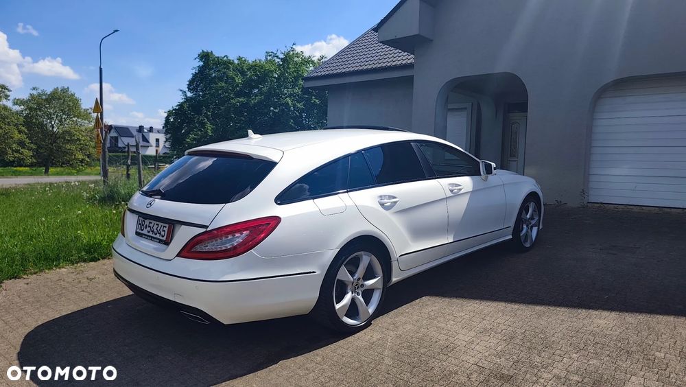 Mercedes-Benz CLS 350 CDI 4-Matic BlueEff - 25