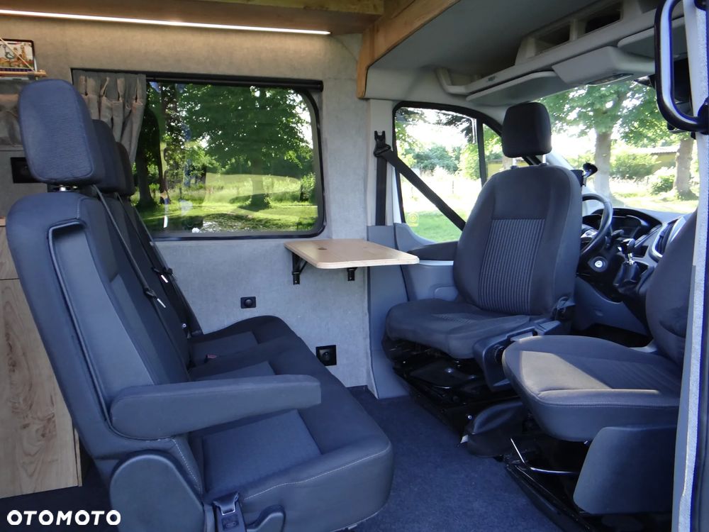 Ford Transit - 25