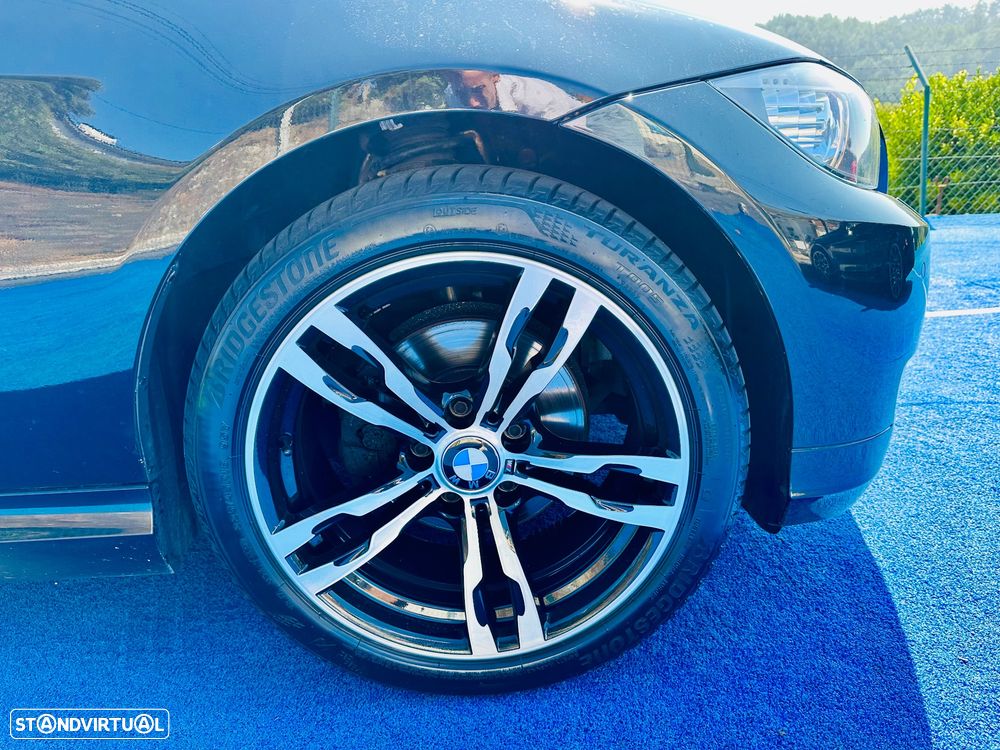 BMW 318 d DPF Touring Edition Sport - 39