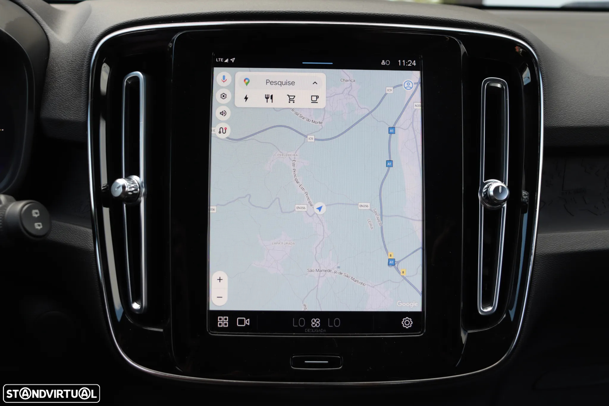 Volvo XC 40 Recharge Core - 17