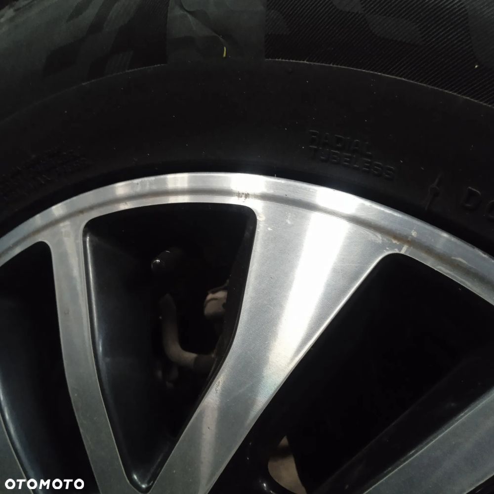 Koła felgi nissan 18 6x114.3 Et45 7J - 10