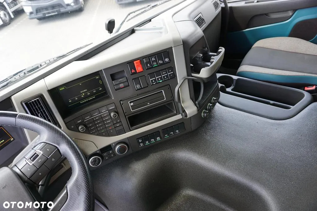 Volvo FM / 450 / ACC / EURO 6 / PEŁNY ADR / WAGA 6692 KG / KOMPRESOR - 9