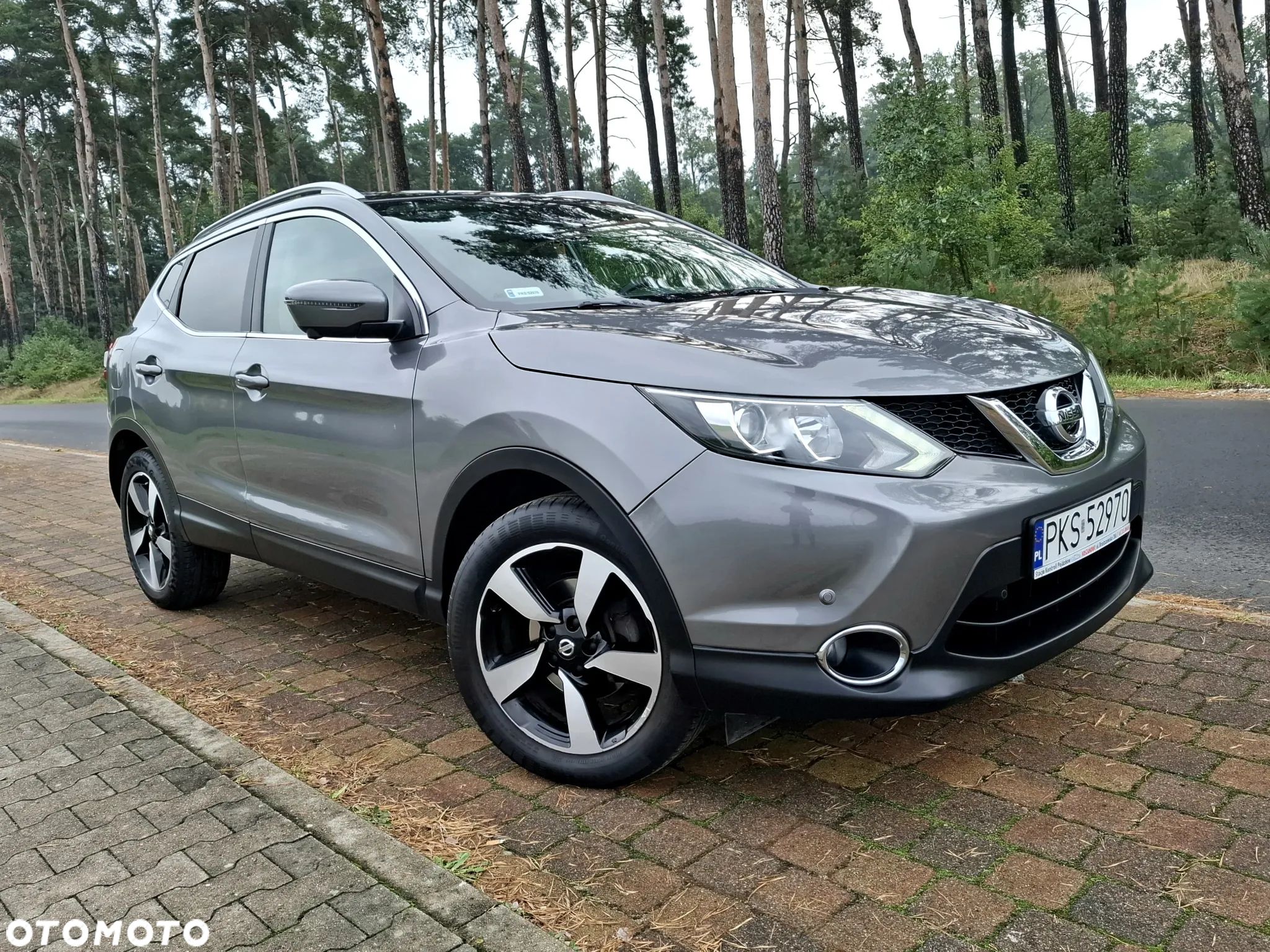 Nissan Qashqai 1.2 DIG-T N-Connecta EU6 - 1