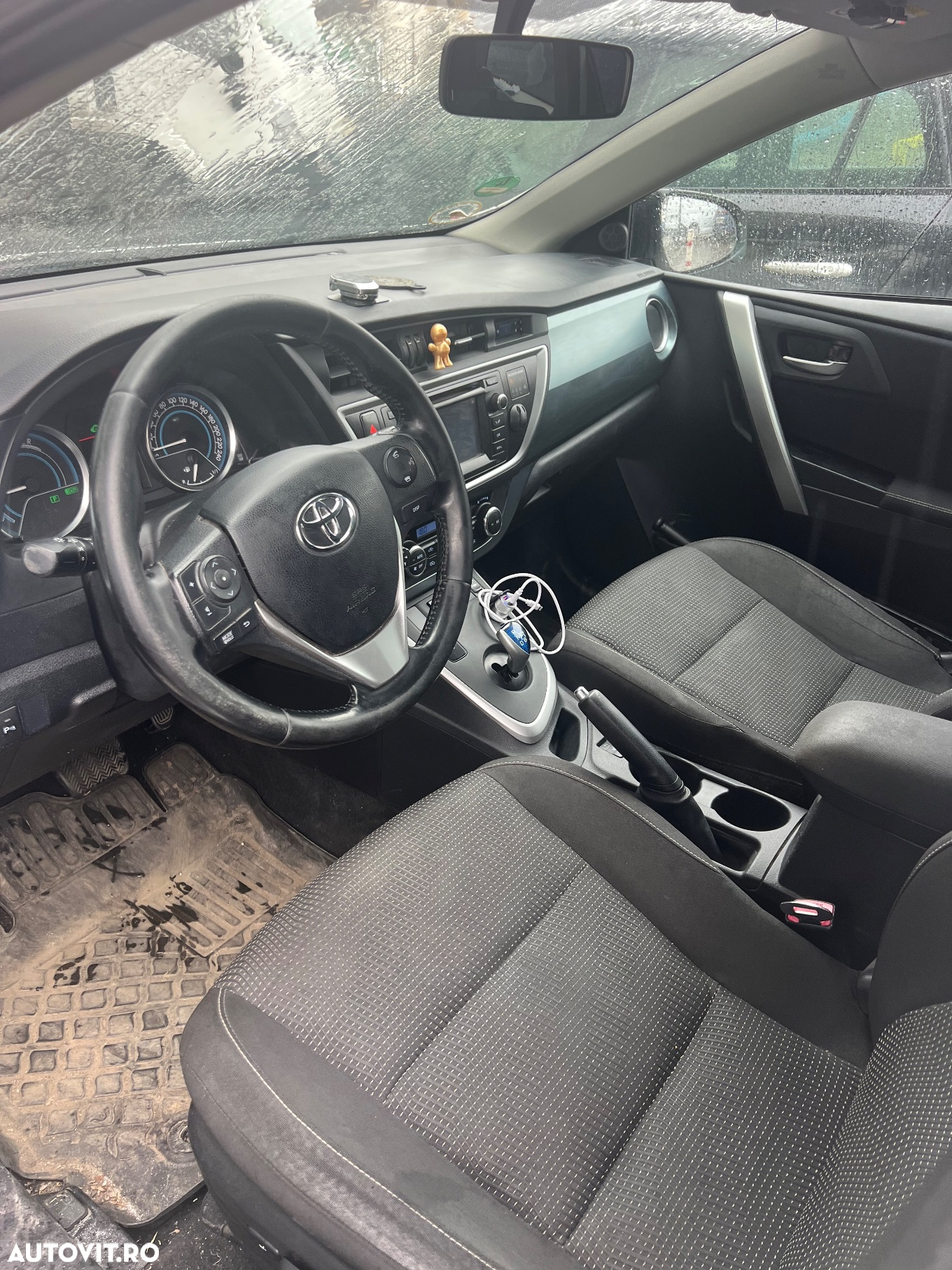 Toyota Auris - 4