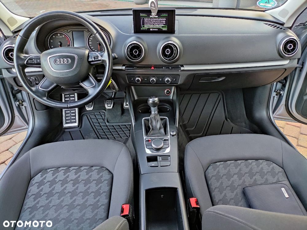 Audi A3 Sportback 1.2 TFSI Ambiente - 20