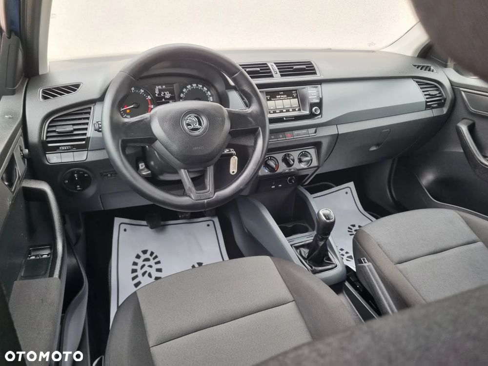 Skoda Fabia - 6