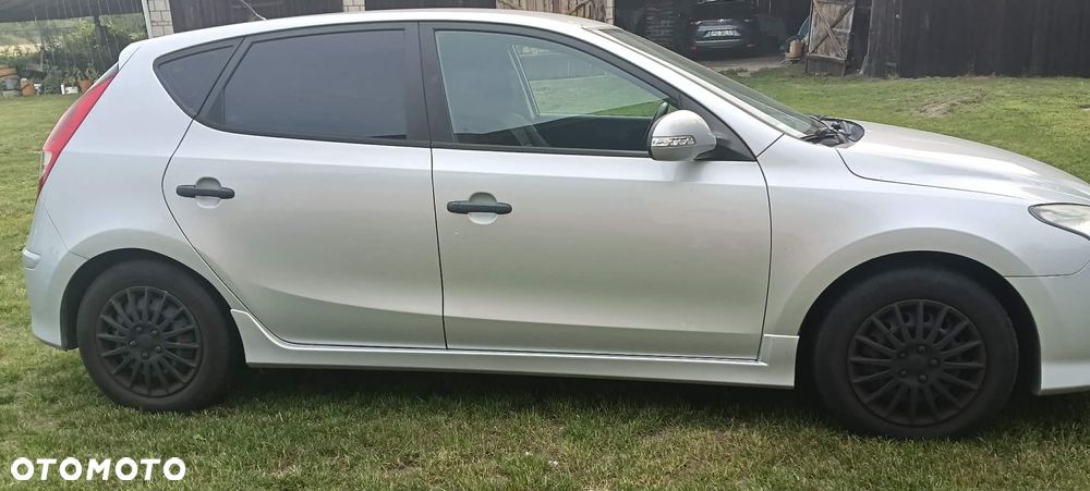 Hyundai i30 1.4 Base + EU5 - 7