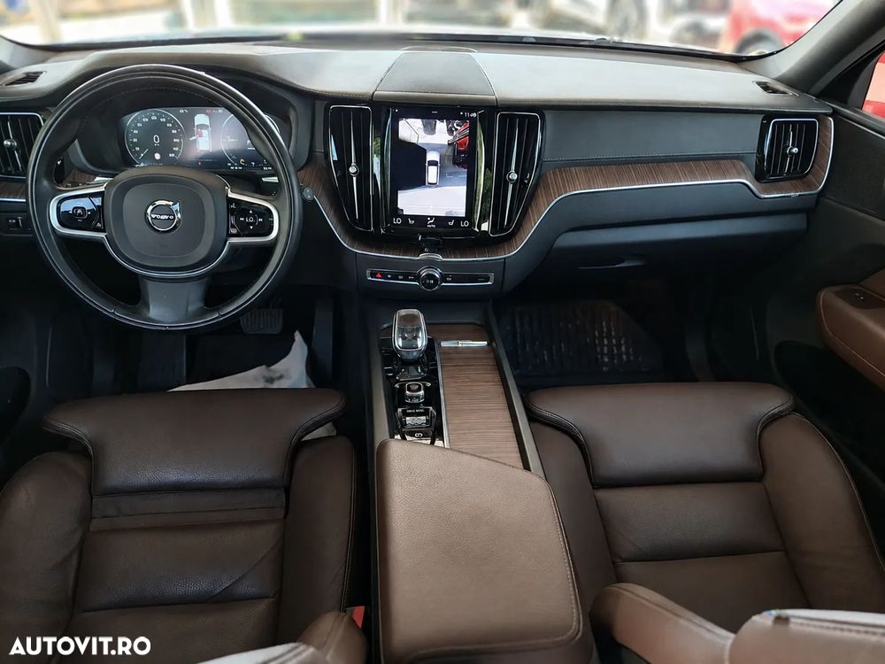 Volvo XC 60 Recharge T8 Twin Engine eAWD Inscription - 4