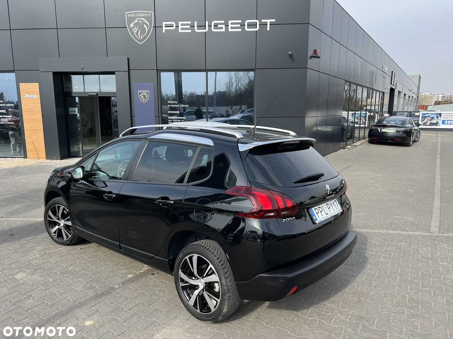 Peugeot 2008 - 4