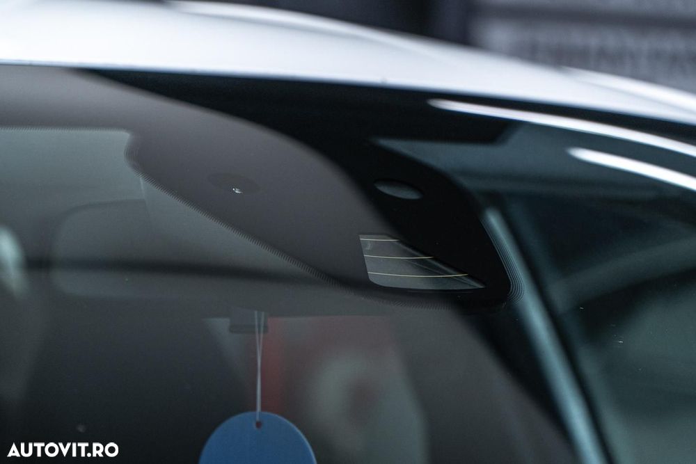 Ford Fiesta 1.1 Trend Connected - 28