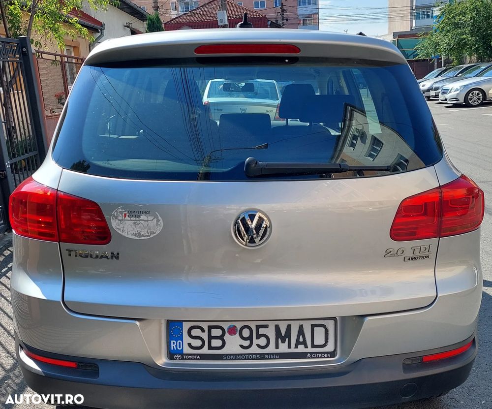 Volkswagen Tiguan 2.0 TDI 4Motion DSG Track & Style - 3