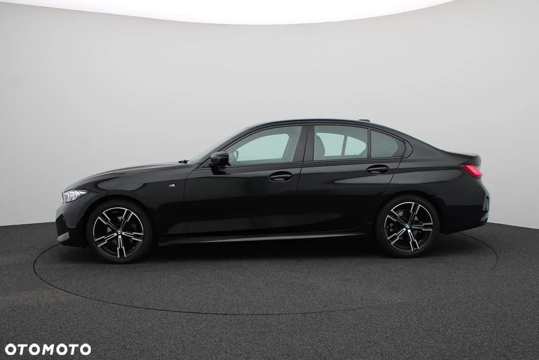 BMW Seria 3 318i M Sport - 4