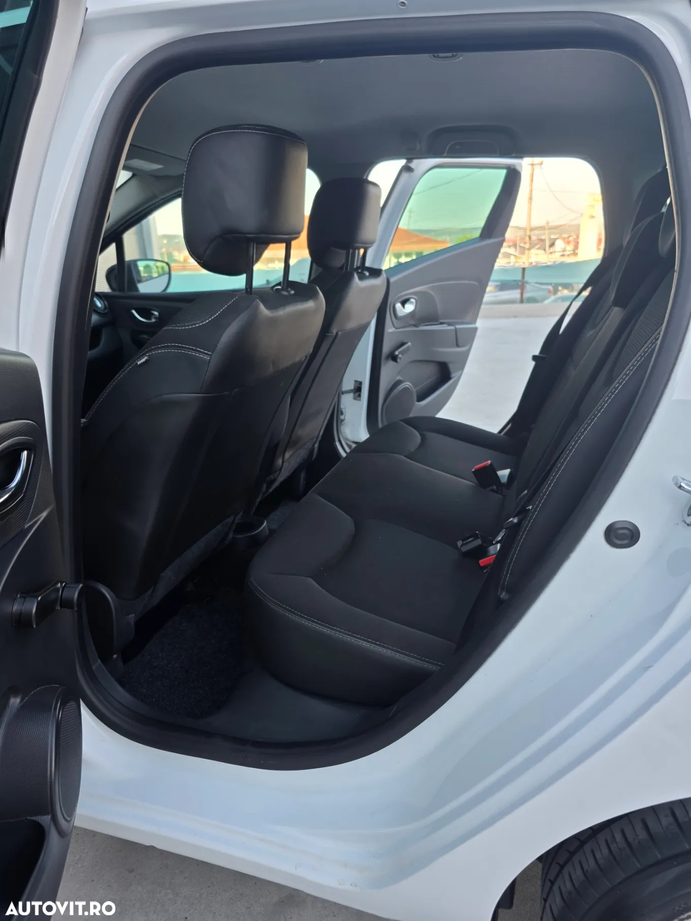 Renault Clio dCi 90 Dynamique - 11