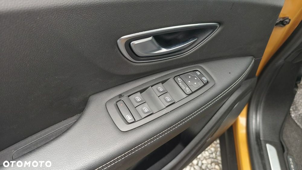 Renault Scenic ENERGY TCe 140 LIMITED - 18