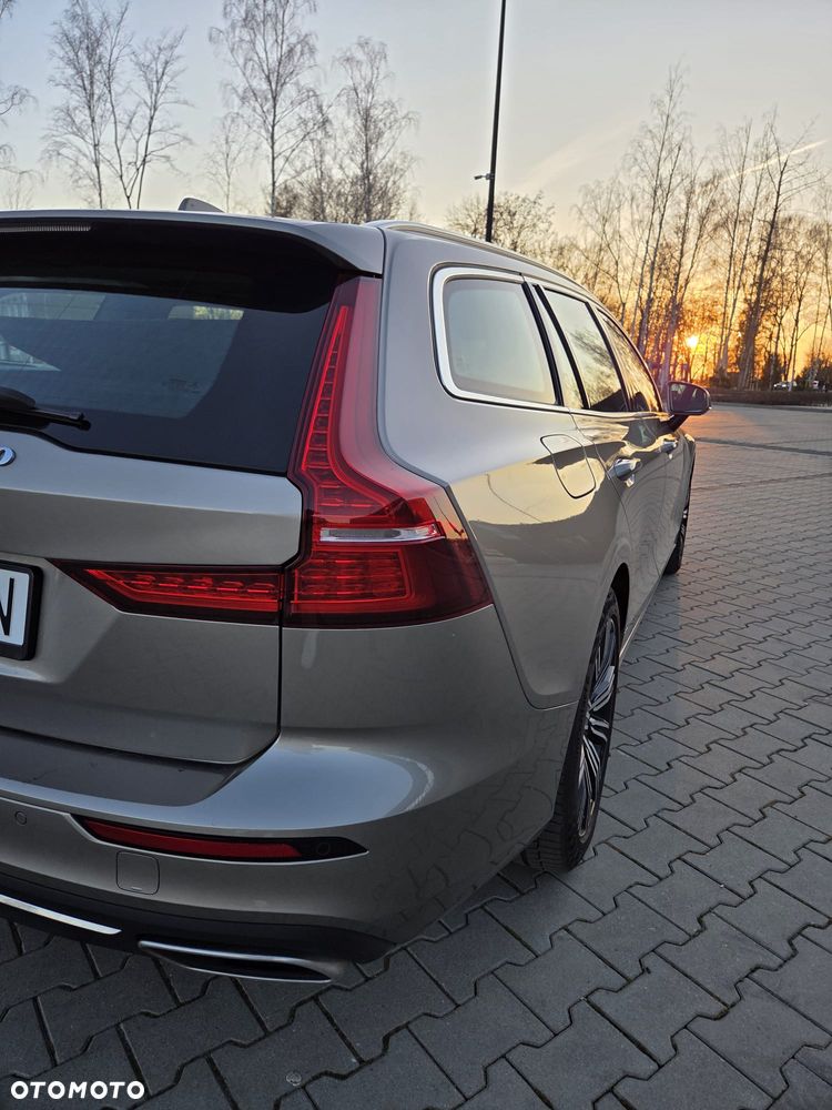 Volvo V60 T6 AWD Recharge Geartronic Inscription Expression - 11