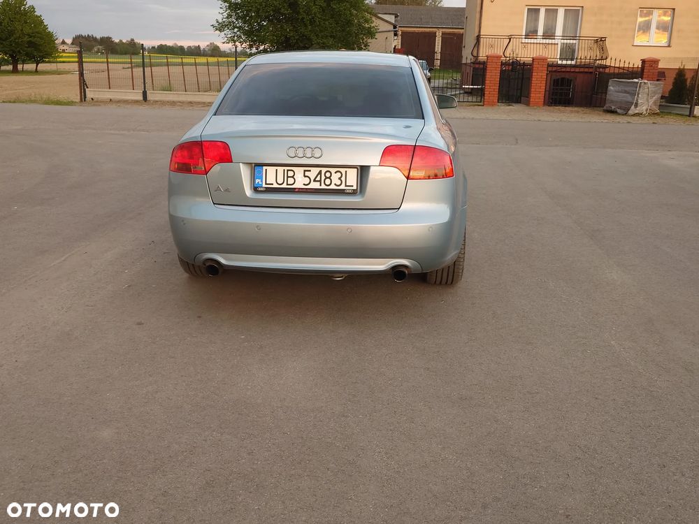 Audi A4 Limousine 3.2 FSI Multitronic - 4