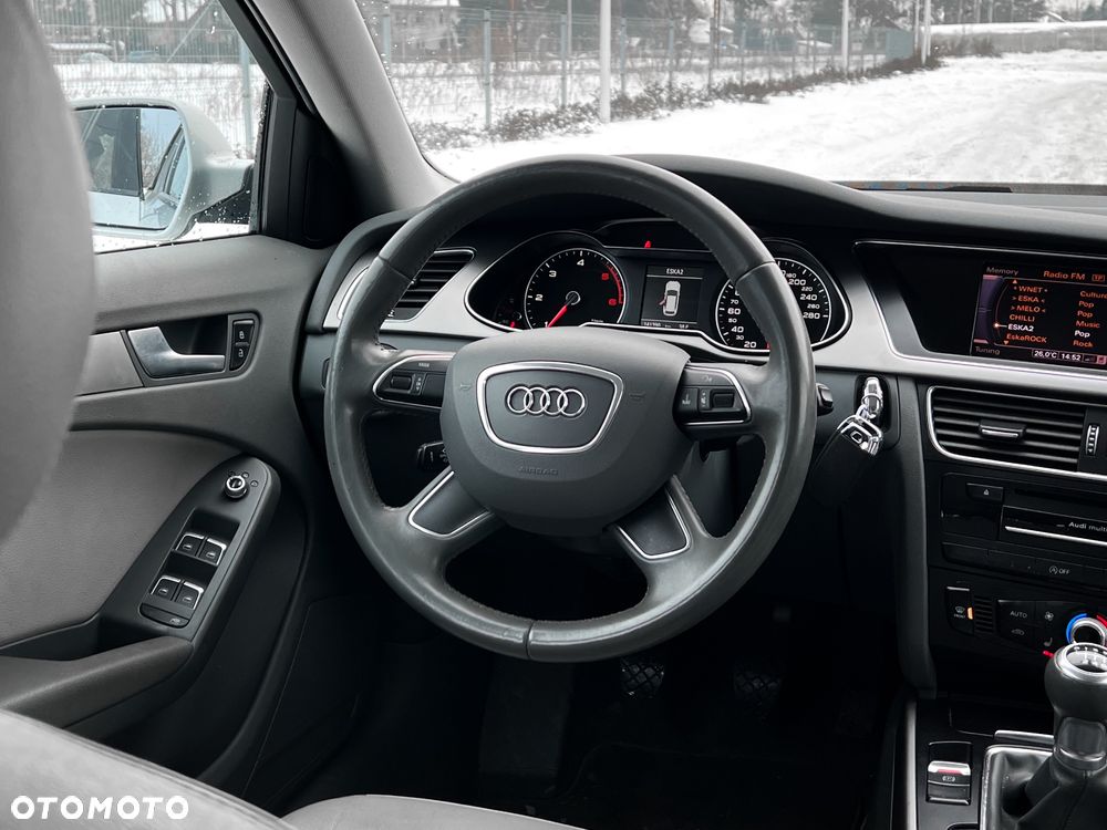 Audi A4 Avant 2.0 TDI DPF S line Sportpaket - 17