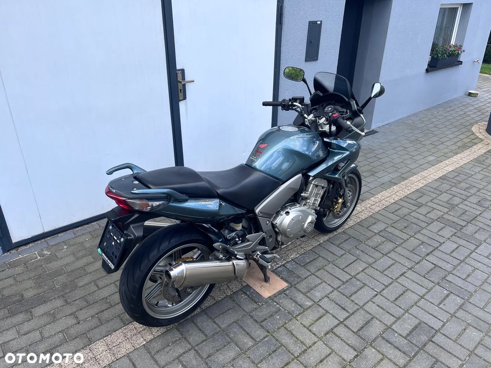 Honda CBF - 22