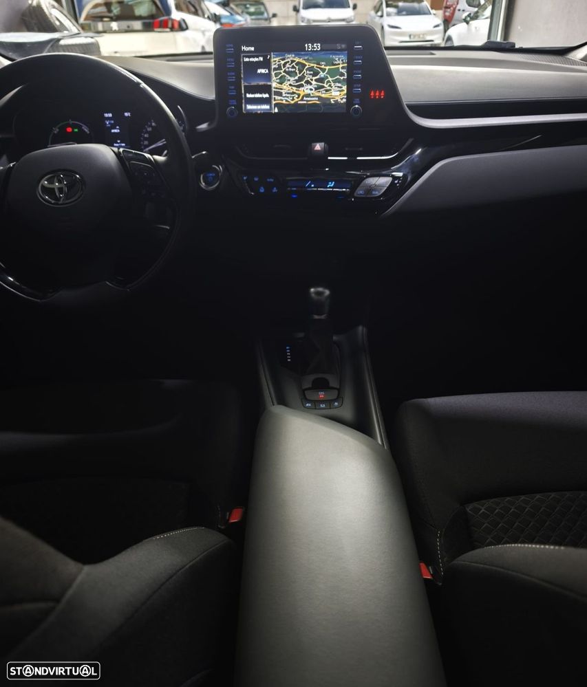 Toyota C-HR - 13
