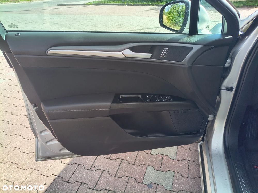 Ford Mondeo 2.0 TDCi Allrad Trend - 20