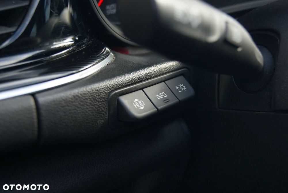 Opel Insignia 2.0 CDTI automatik Innovation - 20