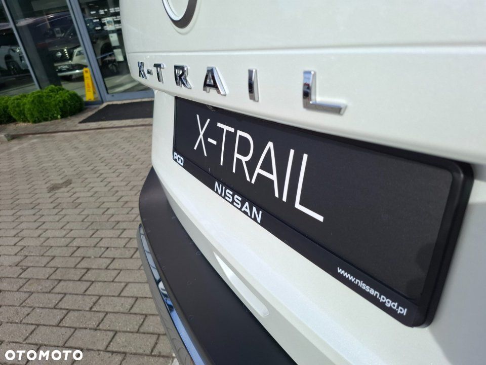 Nissan X-Trail - 4