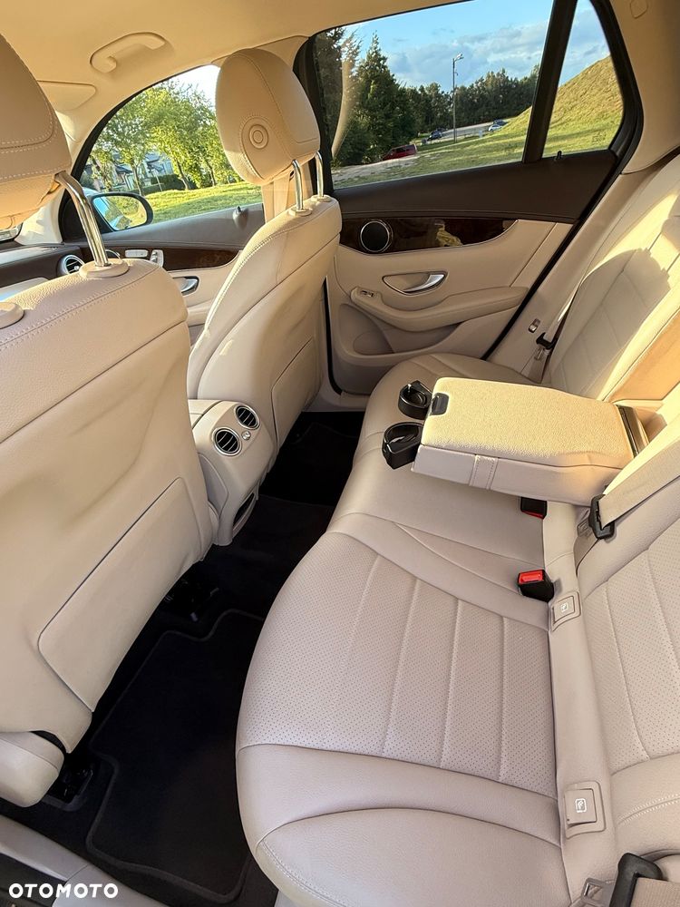 Mercedes-Benz GLC 250 4-Matic - 13