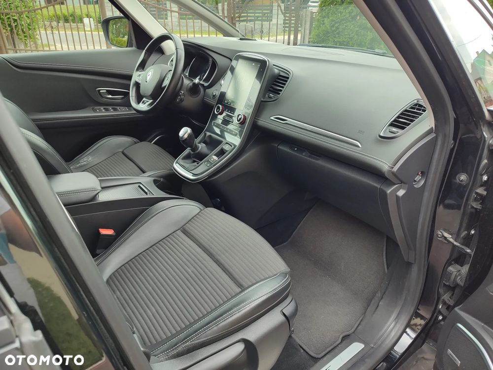 Renault Scenic TCe 140 GPF BOSE EDITION - 8