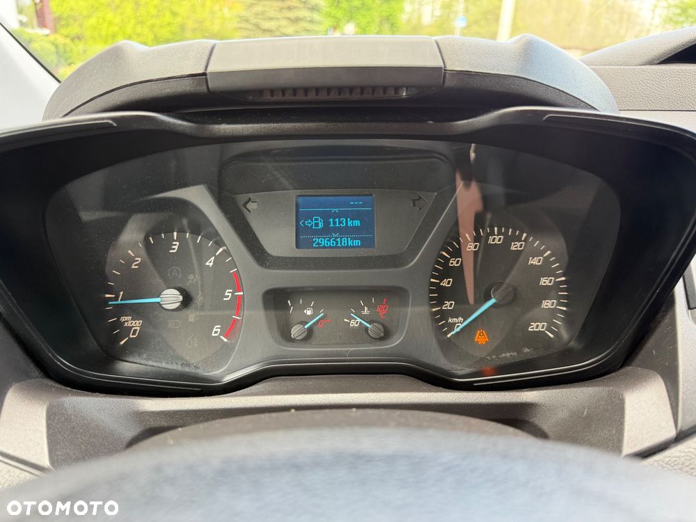 Ford Transit Custom - 11