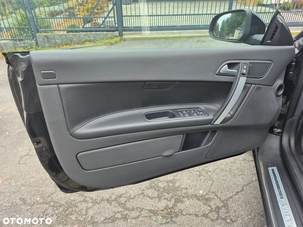 Volvo C70 D3 Momentum - 12