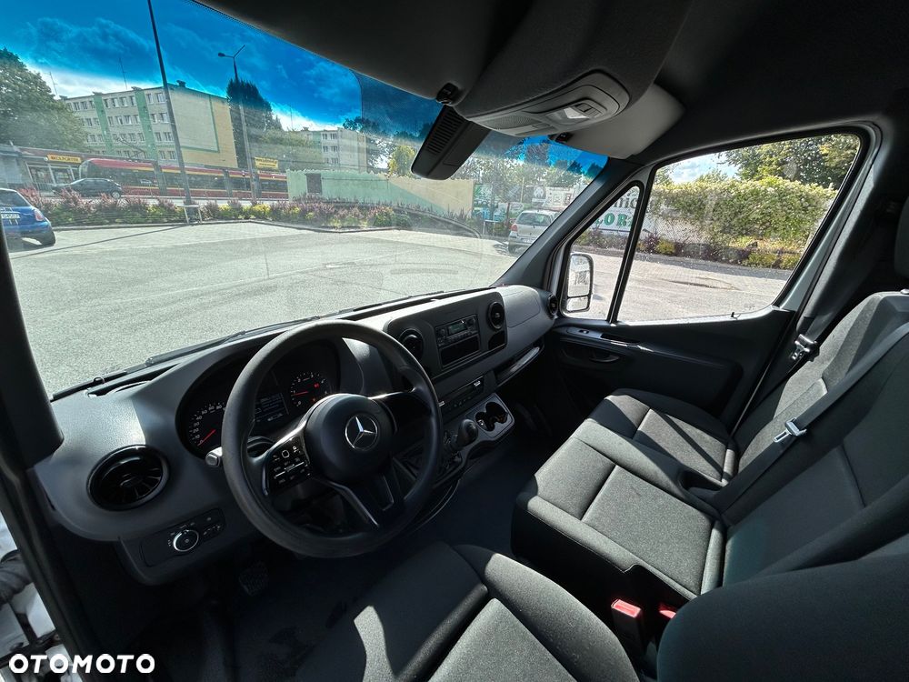Mercedes-Benz sprinter - 13