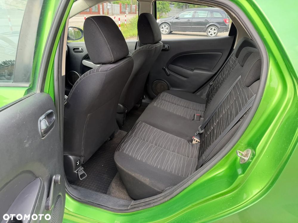 Mazda 2 - 14