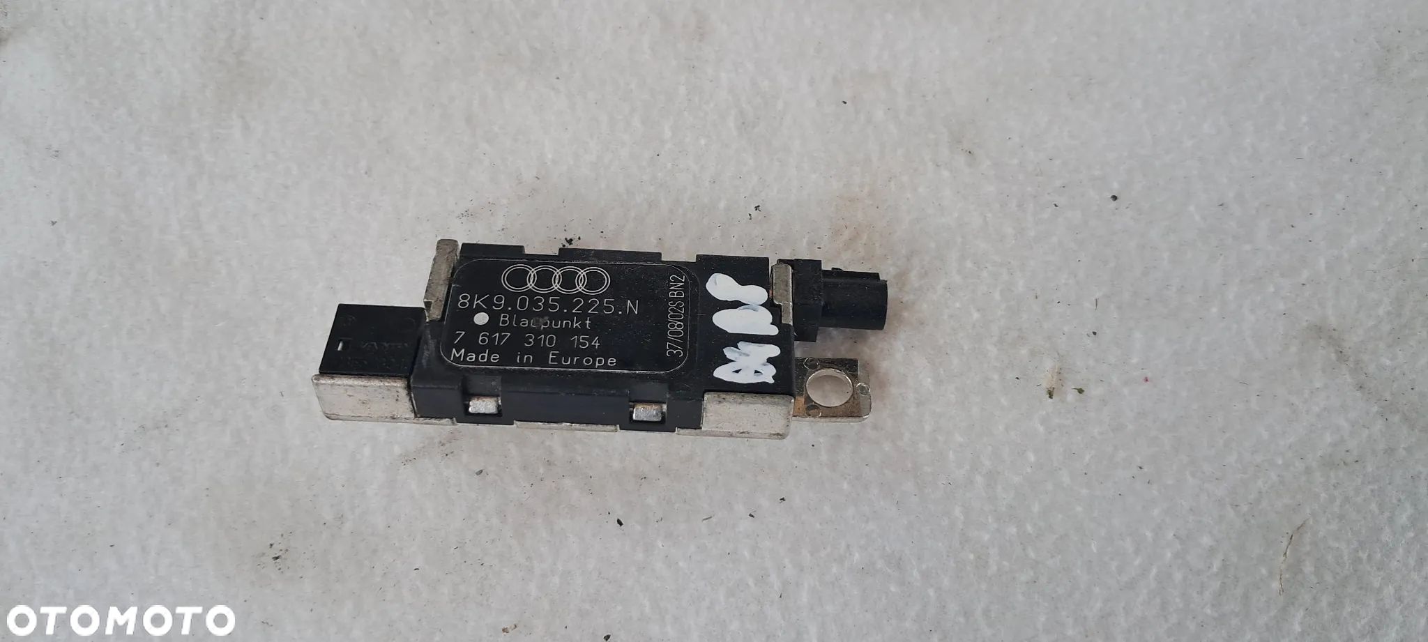 Wzmacniacz Anteny Antenowy Audi A4 B8 8K9035225N - 1