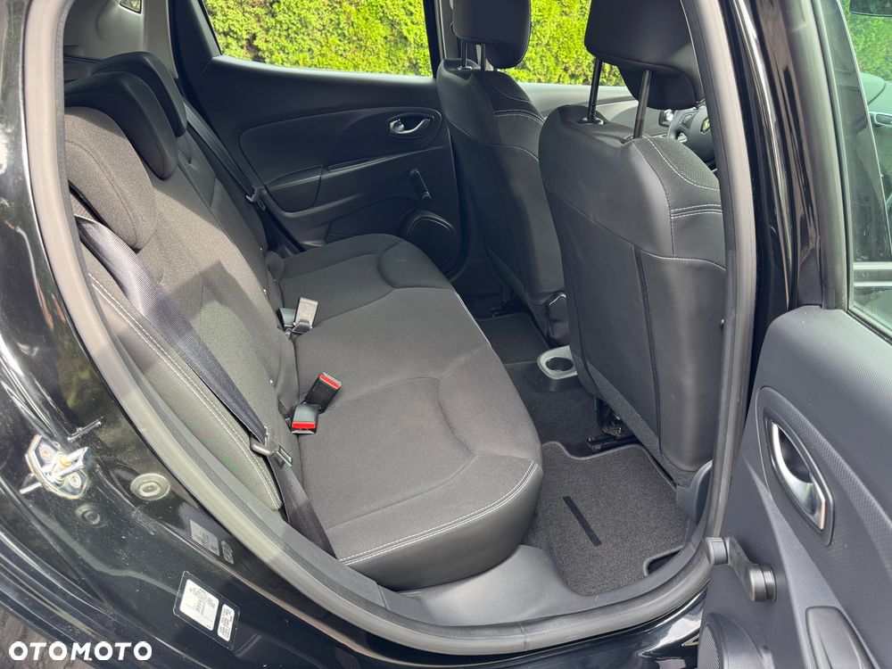 Renault Clio 1.2 16V 75 Limited - 25