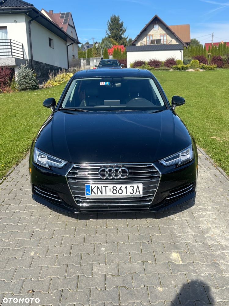 Audi A4 Limousine - 1
